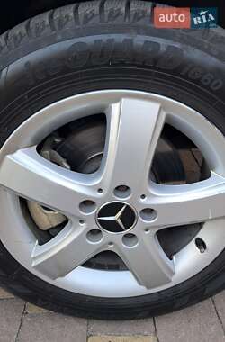 Универсал Mercedes-Benz C-Class 2011 в 