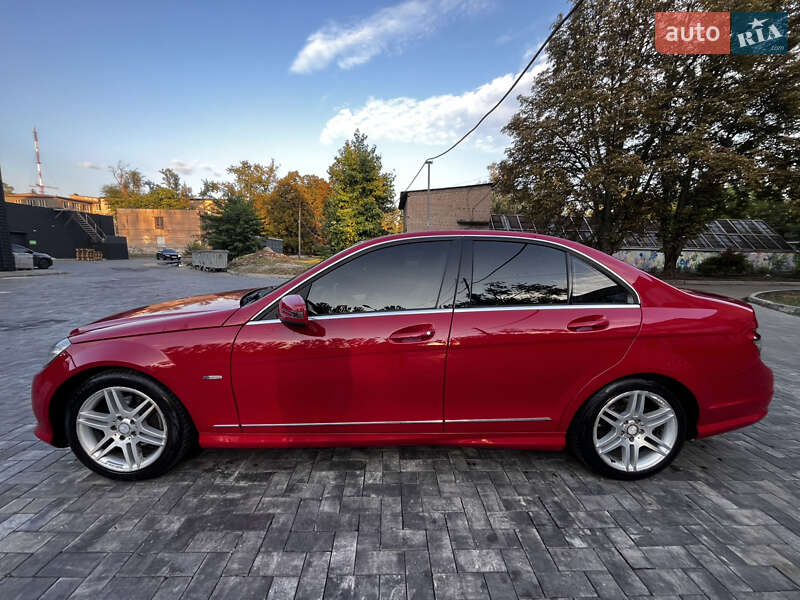 Седан Mercedes-Benz C-Class 2010 в Кривому Розі фото 6 Седан Mercedes-Benz C-Class 2010 в Кривому Розі