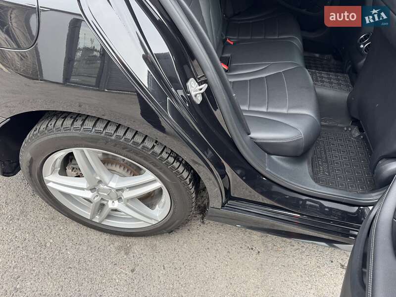 Универсал Mercedes-Benz C-Class 2016 в Тернополе