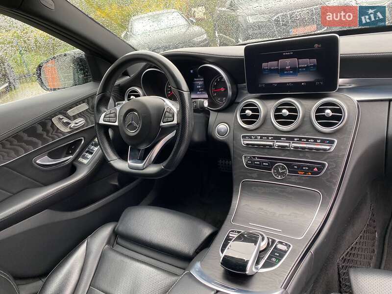 Седан Mercedes-Benz C-Class 2014 в Львове