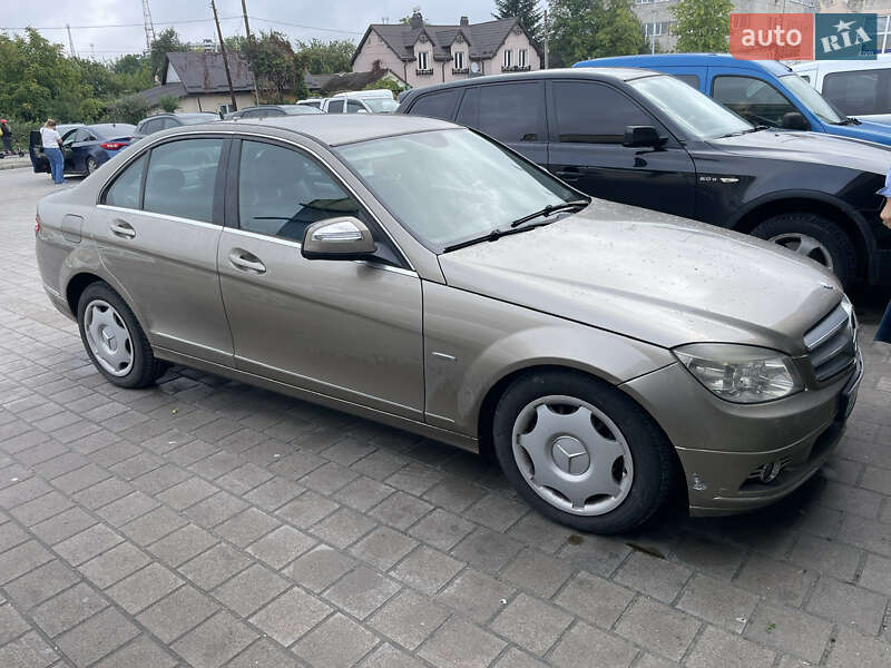 Mercedes-Benz C-Class 2008