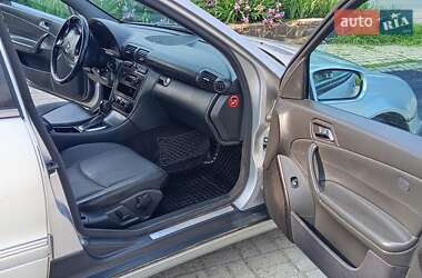 Универсал Mercedes-Benz C-Class 2002 в 