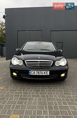 Седан Mercedes-Benz C-Class 2006 в 