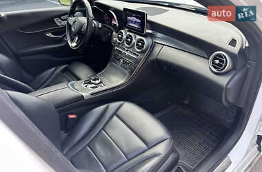 Седан Mercedes-Benz C-Class 2017 в 