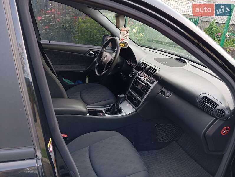 Універсал Mercedes-Benz C-Class 2003 в Рожище