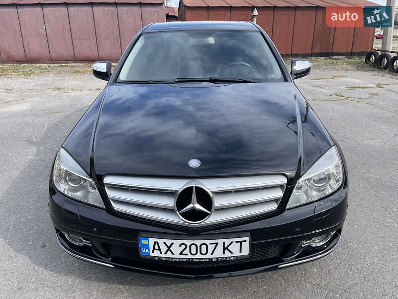 Mercedes-Benz C-Class 2007