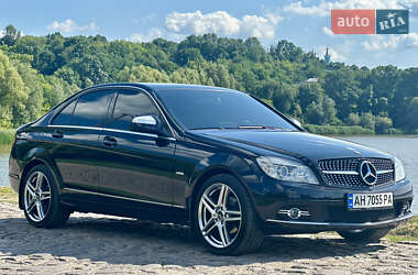 Седан Mercedes-Benz C-Class 2008 в 