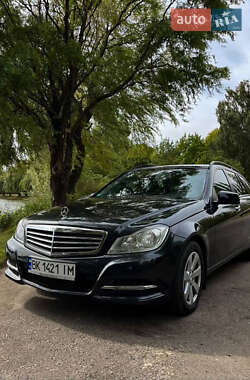 Универсал Mercedes-Benz C-Class 2012 в 