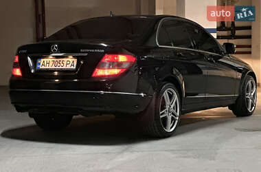 Седан Mercedes-Benz C-Class 2008 в 