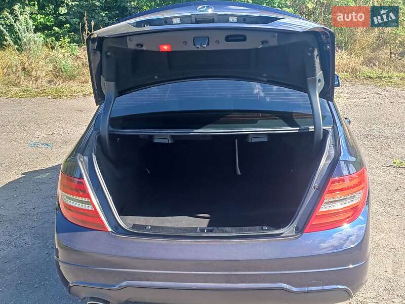 Седан Mercedes-Benz C-Class 2012 в Белой Церкви