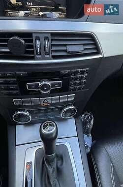 Купе Mercedes-Benz C-Class 2011 в 