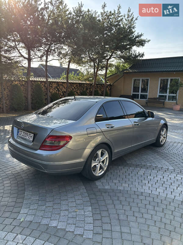 Седан Mercedes-Benz C-Class 2007 в Черновцах