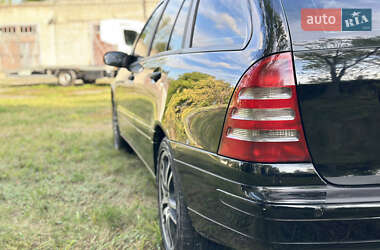 Универсал Mercedes-Benz C-Class 2003 в 