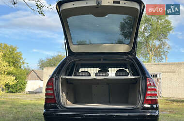 Универсал Mercedes-Benz C-Class 2003 в 