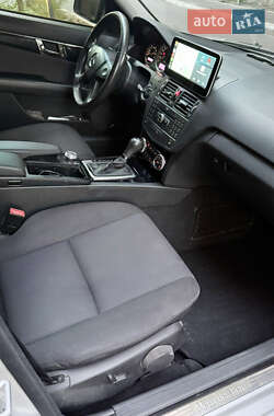 Универсал Mercedes-Benz C-Class 2008 в 