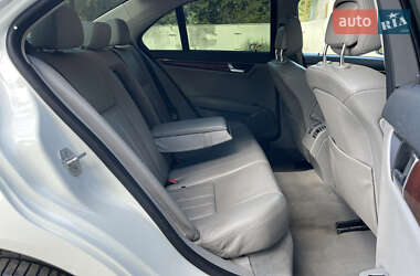 Седан Mercedes-Benz C-Class 2007 в 