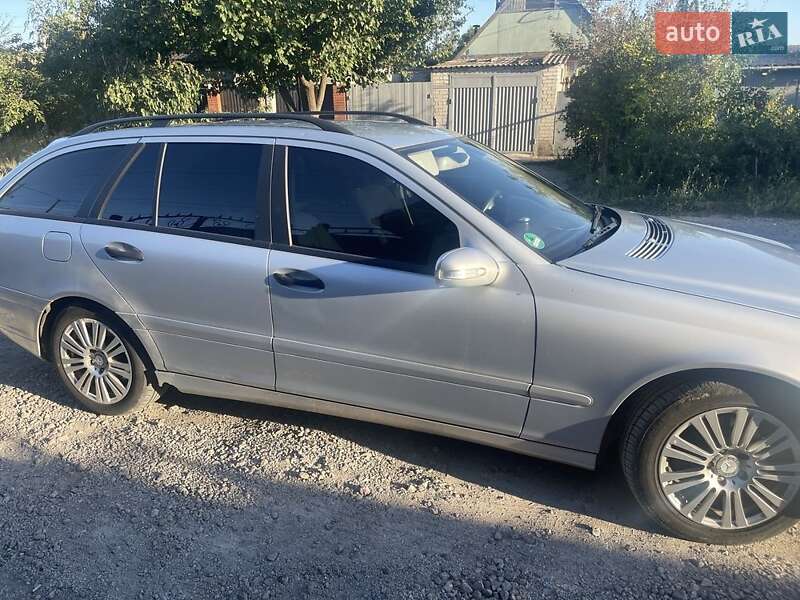 Универсал Mercedes-Benz C-Class 2006 в Запорожье