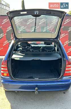 Универсал Mercedes-Benz C-Class 2004 в 