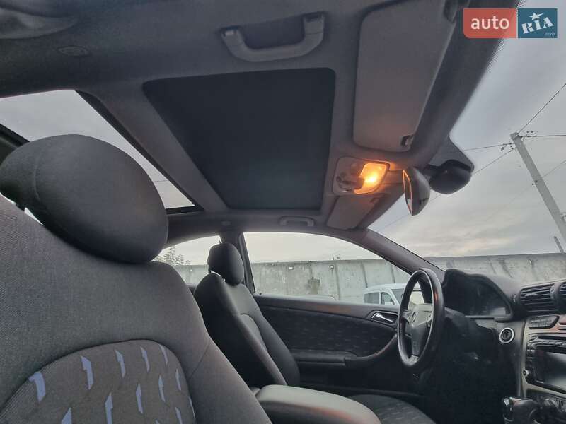 Купе Mercedes-Benz C-Class 2001 в Кременце