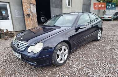 Купе Mercedes-Benz C-Class 2001 в 