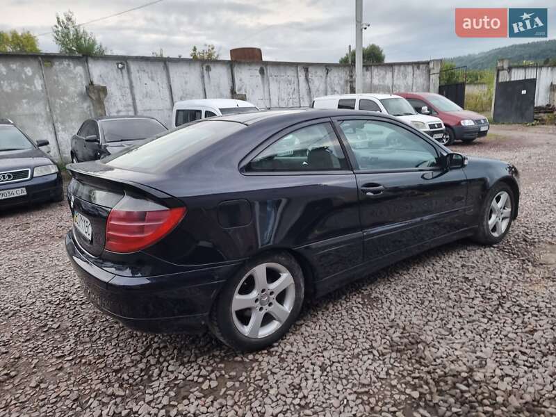 Купе Mercedes-Benz C-Class 2001 в Кременце
