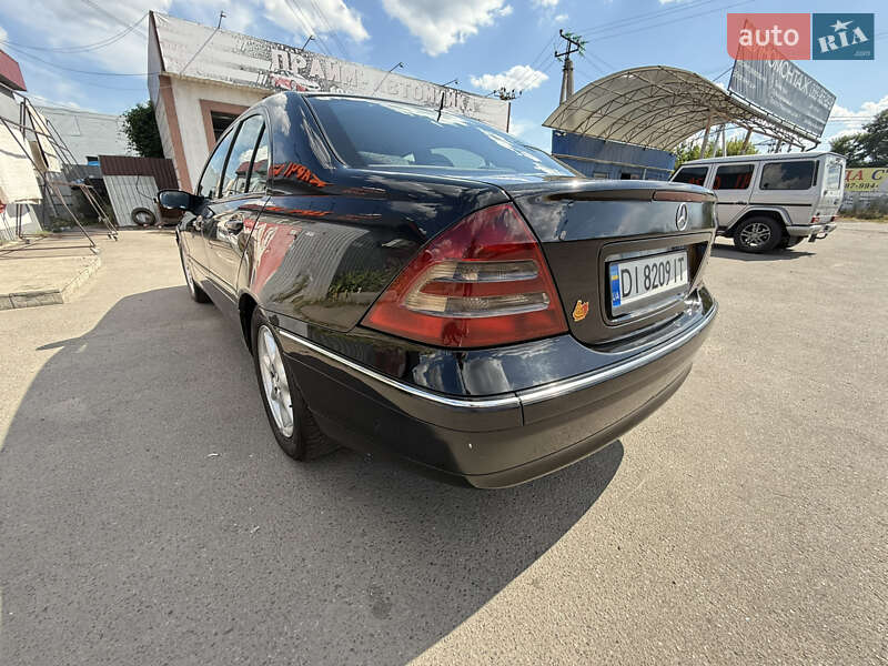 Седан Mercedes-Benz C-Class 2002 в Киеве фото 9 Седан Mercedes-Benz C-Class 2002 в Киеве