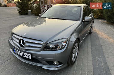 Седан Mercedes-Benz C-Class 2010 в Виннице