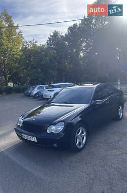 Седан Mercedes-Benz C-Class 2001 в 