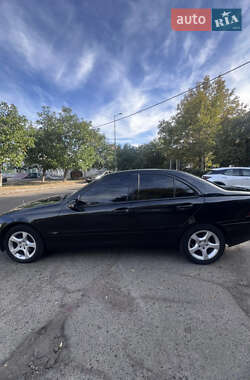 Седан Mercedes-Benz C-Class 2001 в 