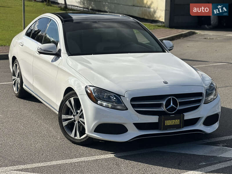 Седан Mercedes-Benz C-Class 2017 в Киеве
