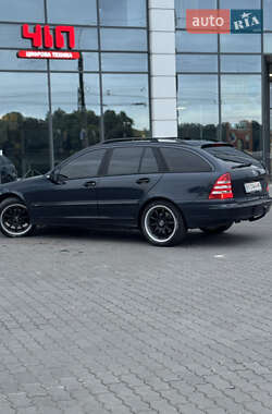 Універсал Mercedes-Benz C-Class 2004 в 