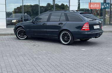 Універсал Mercedes-Benz C-Class 2004 в 