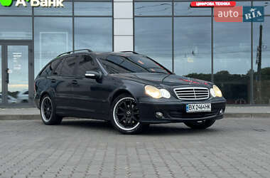 Універсал Mercedes-Benz C-Class 2004 в 