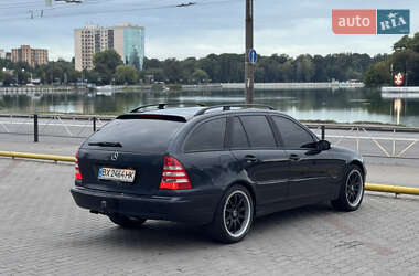 Універсал Mercedes-Benz C-Class 2004 в 
