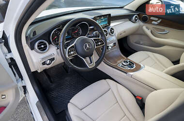 Седан Mercedes-Benz C-Class 2018 в  фото 18 Седан Mercedes-Benz C-Class 2018 в