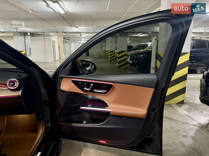 Седан Mercedes-Benz C-Class 2023 в Дніпрі