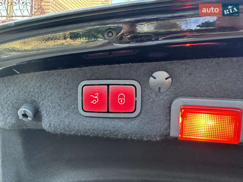 Седан Mercedes-Benz C-Class 2015 в Киеве фото 46 Седан Mercedes-Benz C-Class 2015 в Киеве