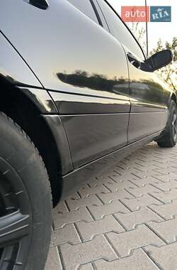 Седан Mercedes-Benz C-Class 2002 в 