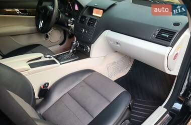 Седан Mercedes-Benz C-Class 2010 в 