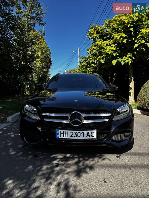 Универсал Mercedes-Benz C-Class 2015 в Одессе