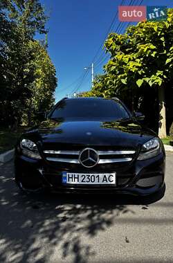 Универсал Mercedes-Benz C-Class 2015 в 