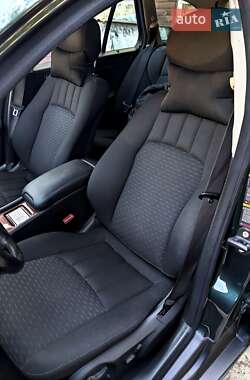 Універсал Mercedes-Benz C-Class 2006 в 