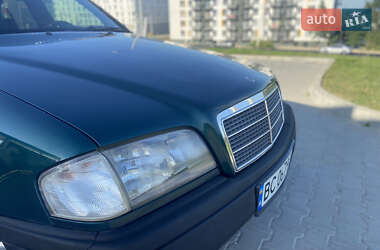 Седан Mercedes-Benz C-Class 1995 в 