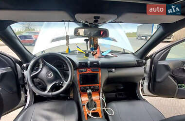 Универсал Mercedes-Benz C-Class 2001 в 