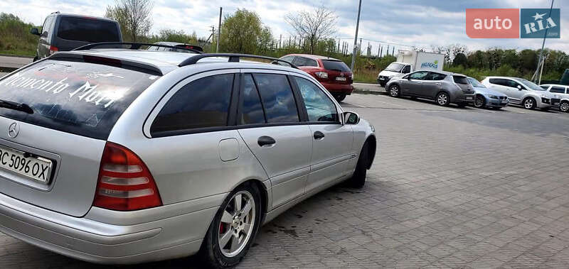 Универсал Mercedes-Benz C-Class 2001 в Львове