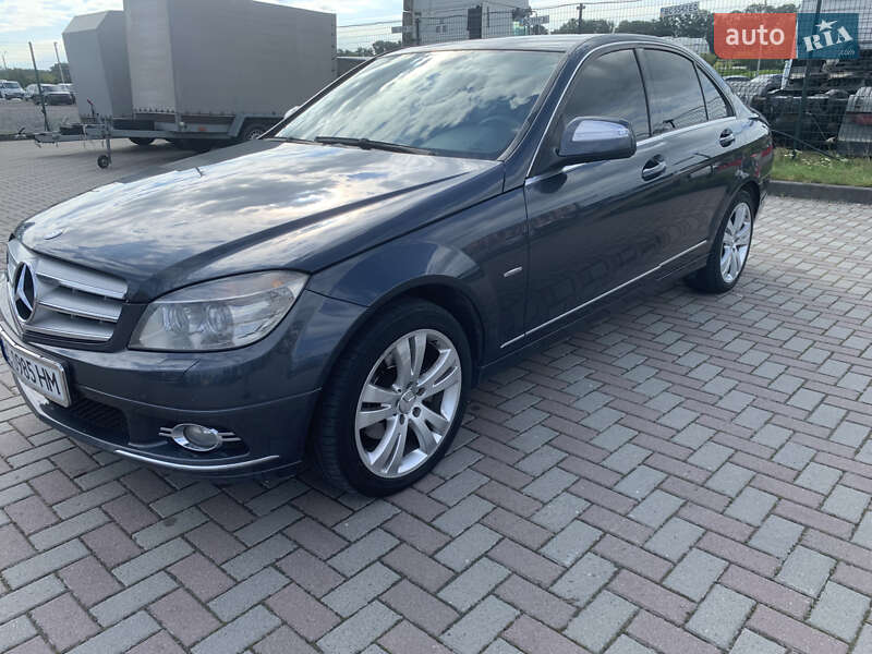 Седан Mercedes-Benz C-Class 2007 в 