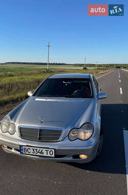 Седан Mercedes-Benz C-Class 2002 в Рава-Русской