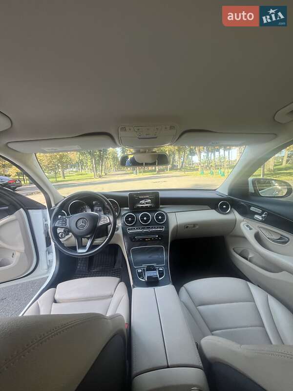 Седан Mercedes-Benz C-Class 2016 в Киеве