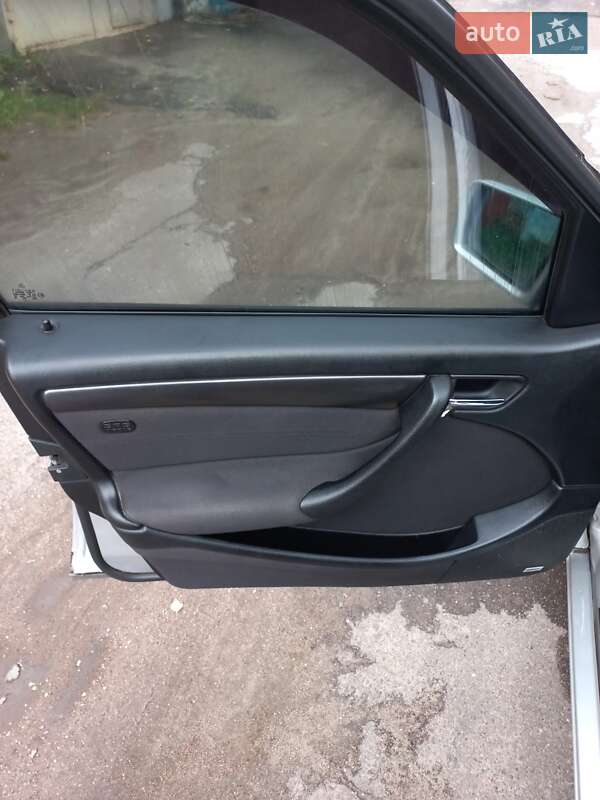 Седан Mercedes-Benz C-Class 1999 в Рівному