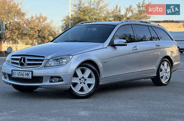 Універсал Mercedes-Benz C-Class 2009 в Києві